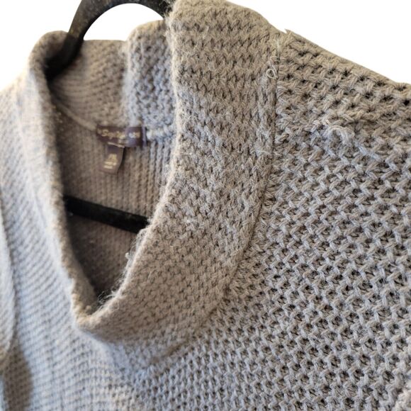 Suzie Where Womens Sz PXL Gray Solid Short Sleeve Knitted Sweater - Picture 3 of 9